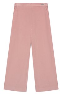 Светло-розовый