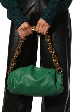 Женская сумка chain pouch BOTTEGA VENETA зеленого цвета, арт. 620230/VCP40 | Фото 2 (Сумки-технические: Сумки через плечо, Сумки top-handle; Размер: medium; Материал: Натуральная кожа; Региональные ограничения белый список (Axapta Mercury): RU; Материал сплава: Проставлено; Дра�гоценные камни: Проставлено)