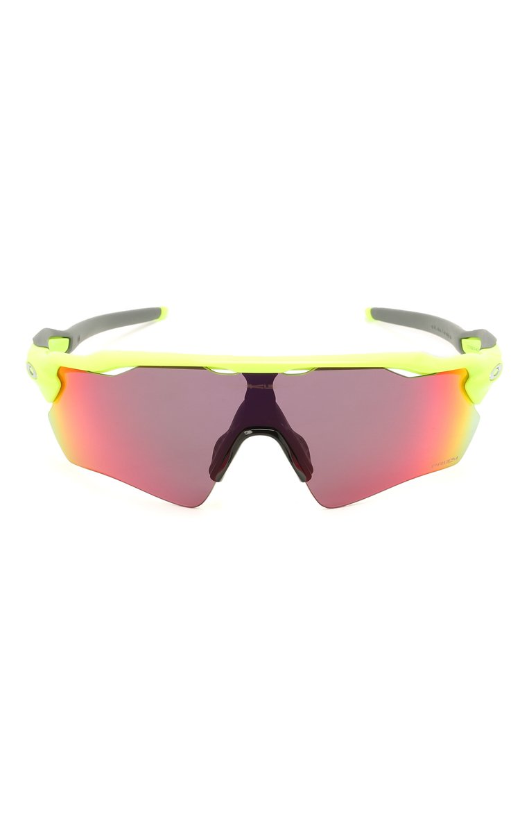 Женские солнцезащитные очки OAKLEY разноцветного цвета, арт. 9208-920849 | Фото 4 (Кросс-КТ: С/з-унисекс; Региональные ограничения белый список (Axapta Mercury): Не проставлено, RU; Нос: Не проставлено; Материал: Пластик; Тип очков: С/з; Очки форма: Маска; Оптика Гендер: оптика-унисекс)