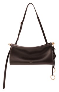 Темно-коричневый