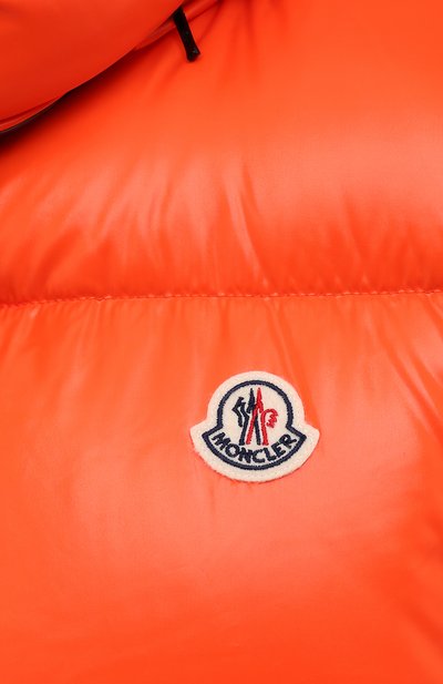 Пуховый жилет luzule MONCLER оранжевого цвета по цене 137500 руб., арт. G2-093-1A000-99-68950, фото 5 Пуховый жилет luzule MONCLER, арт. G2-093-1A000-99-68950, фото 5