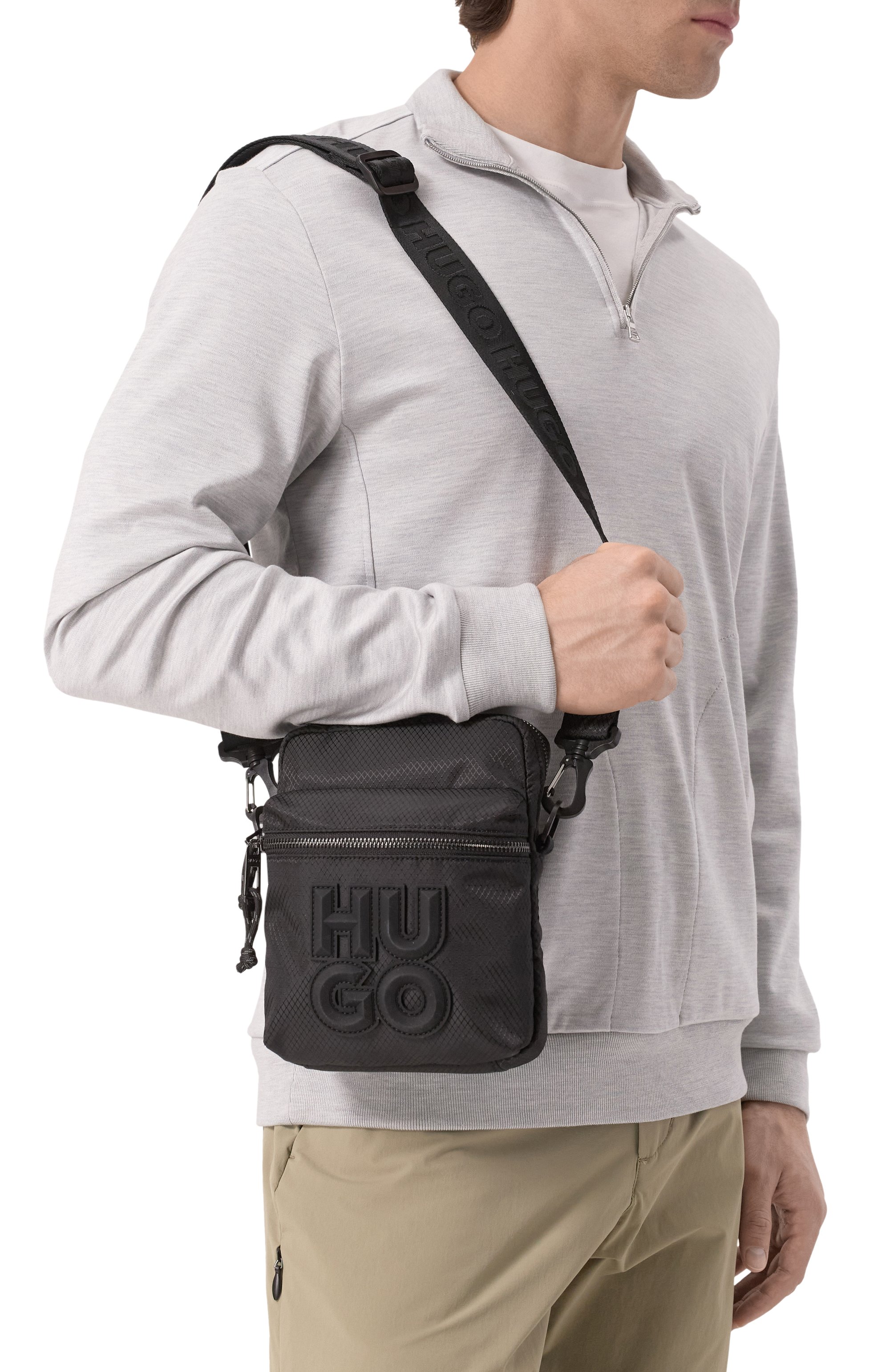 Сумка HUGO черного цвета по цене 14850 руб., арт. 50536029, фото 2 Сумка HUGO, арт. 50536029, фото 2