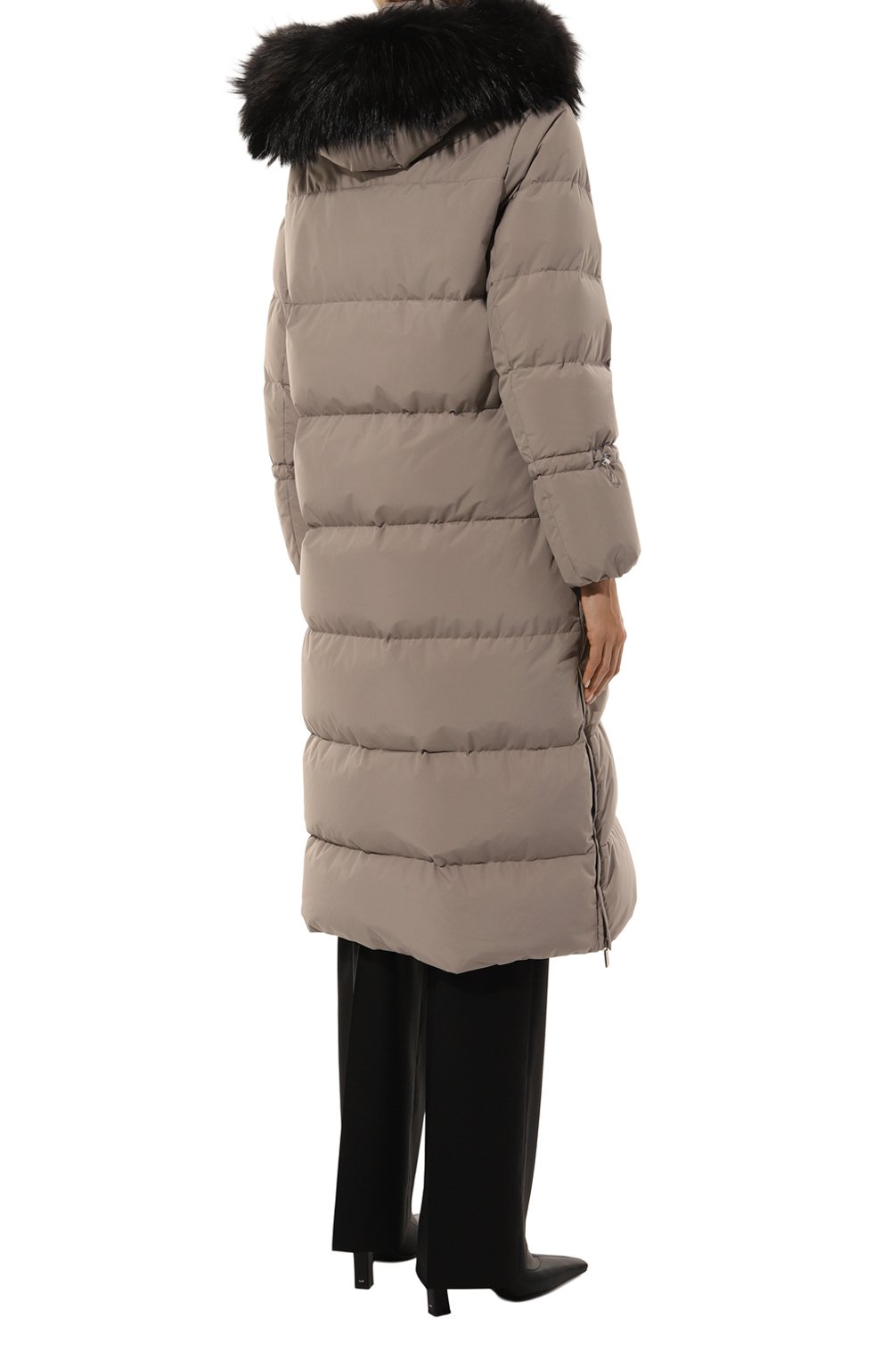 Пуховик breuil-fur-stp MOORER темно-серого цвета по цене 299000 руб., арт. RUF-LIUER-STP_SET_, фото 4 Пуховик breuil-fur-stp MOORER, арт. RUF-LIUER-STP_SET_, фото 4