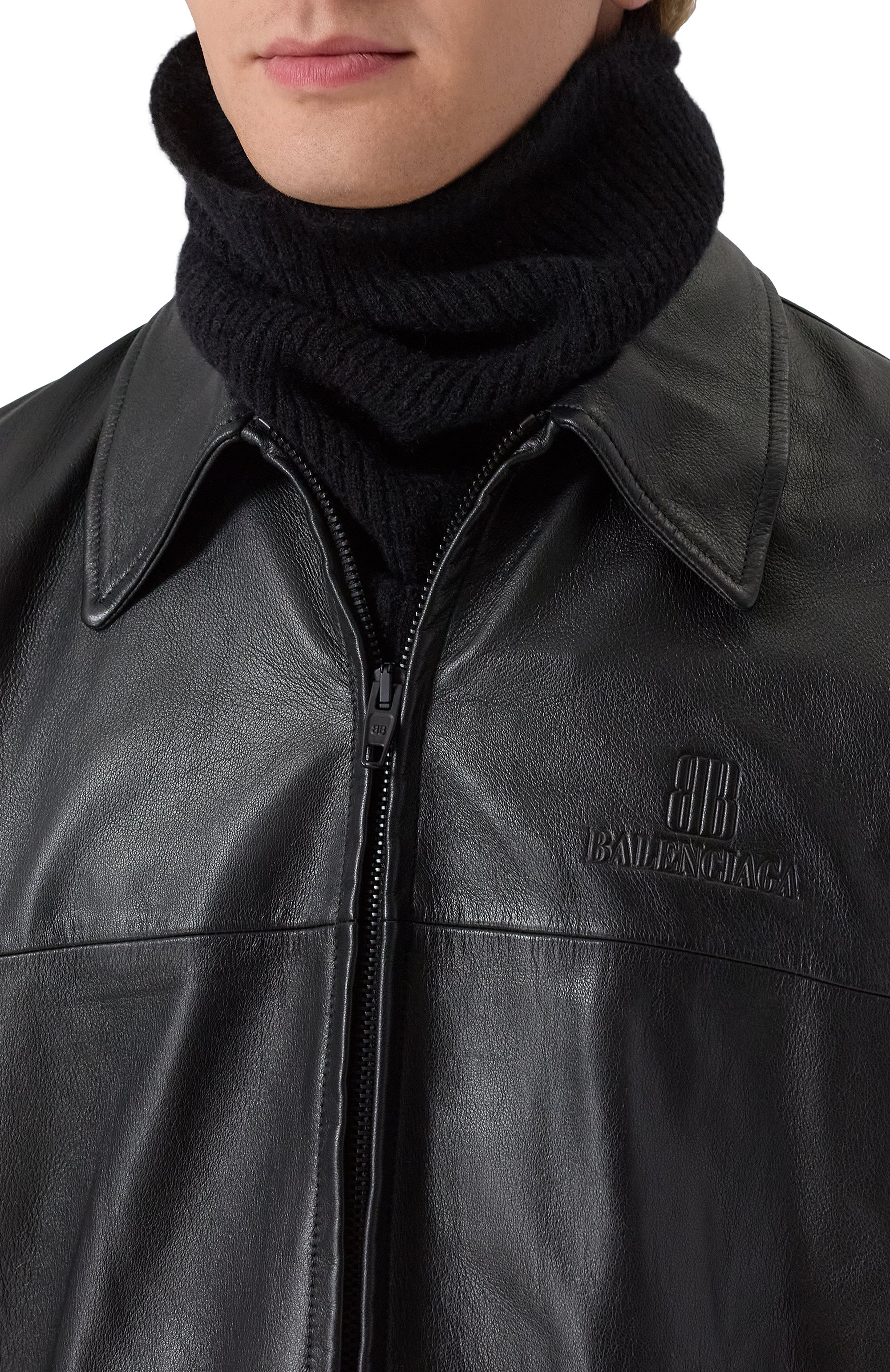 Шарф-снуд RICK OWENS черного цвета по цене 36700 руб., арт. RU02E1484/KWP, фото 2 Шарф-снуд RICK OWENS, арт. RU02E1484/KWP, фото 2