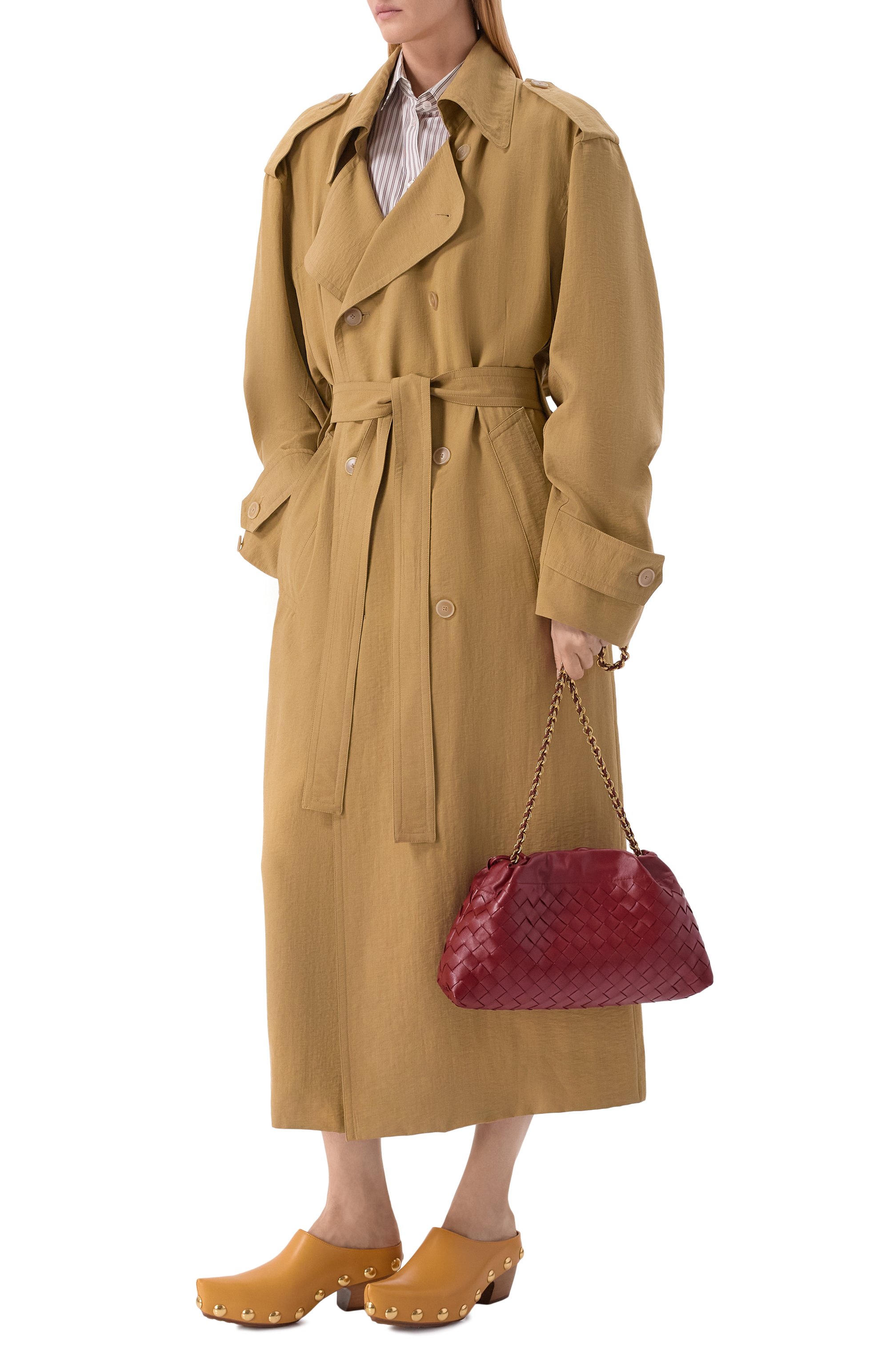 Сумка dustbag medium BOTTEGA VENETA красного цвета по цене 341000 руб., арт. 844626/V3IV0, фото 3 Сумка dustbag medium BOTTEGA VENETA, арт. 844626/V3IV0, фото 3