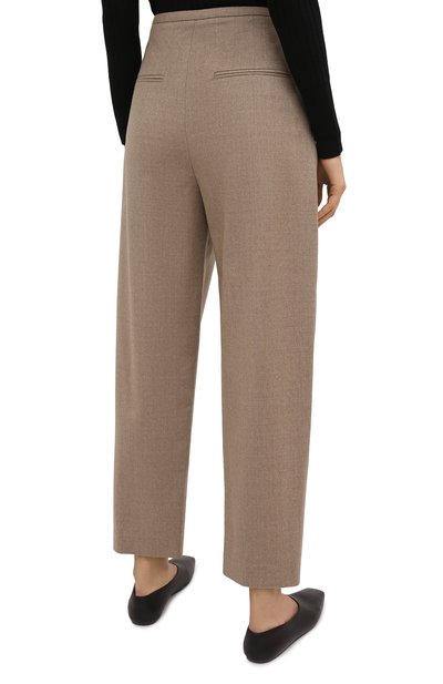 Шерстяные брюки TOTEME бежевого цвета по цене 32450 руб., арт. 211-226-708, фото 4 Шерстяные брюки TOTEME, арт. 211-226-708, фото 4