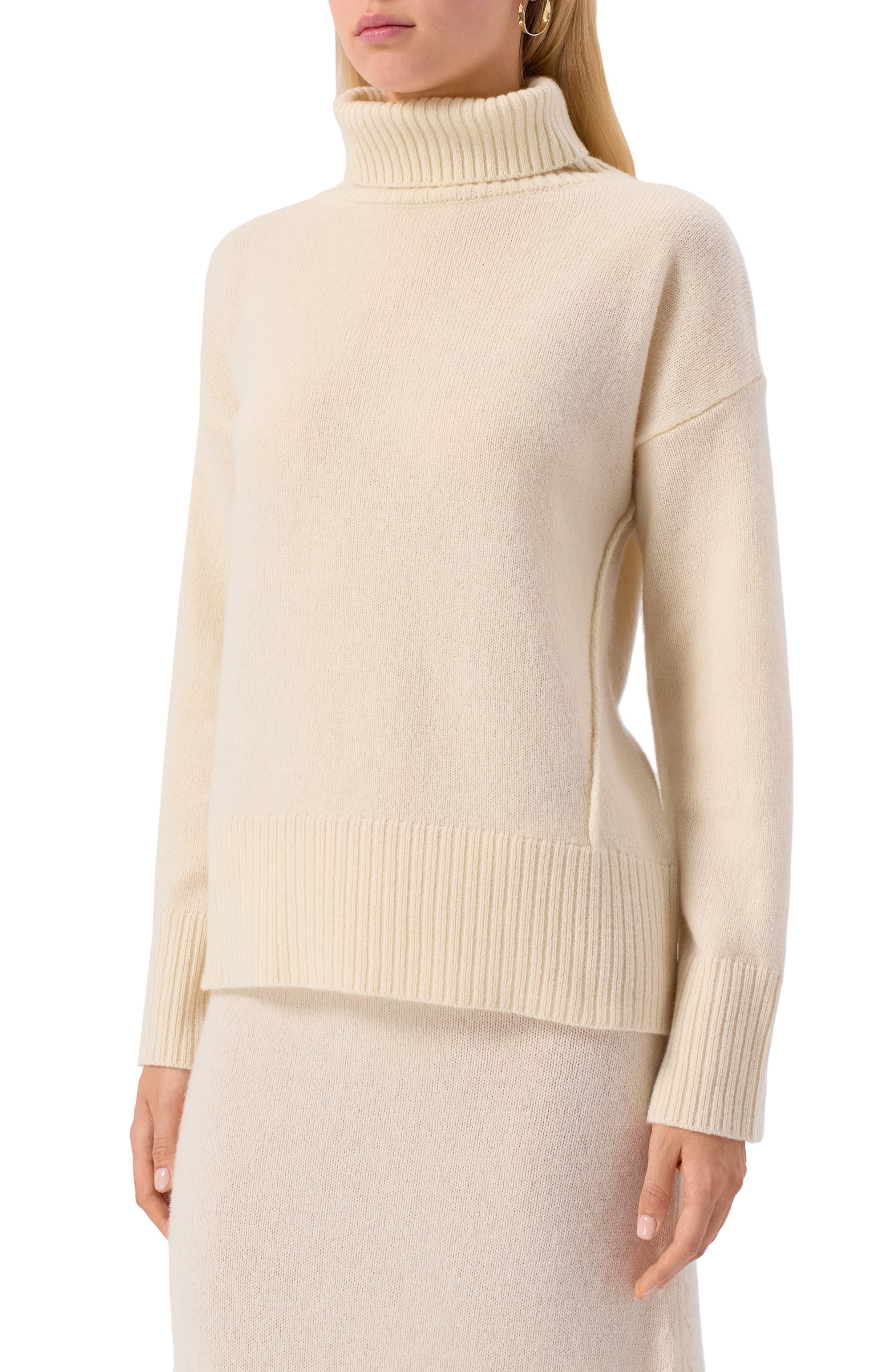 Свитер из шерсти и кашемира PIETRO BRUNELLI кремового цвета по цене 34650 руб., арт. MAG012/WS0013/0002, фото 3 Свитер из шерсти и кашемира PIETRO BRUNELLI, арт. MAG012/WS0013/0002, фото 3