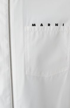 Мужская хлопковая куртка-рубашка MARNI белого цвета, арт. CUMU0297P0/USCT88 | Фото 6 (Материал сплава: Проставлено; Рукава: Длинные; Драгоценные камни: Проставлено; Длина (для топов): Стандартные; Мужское Кросс-КТ: Куртка-рубашка; Манжеты: На пуговицах; Принт: Однотонные; Стили: Кэжуэл; Случай: Повседневный; Воротник: Кент; Материал внешний: Хлопок)