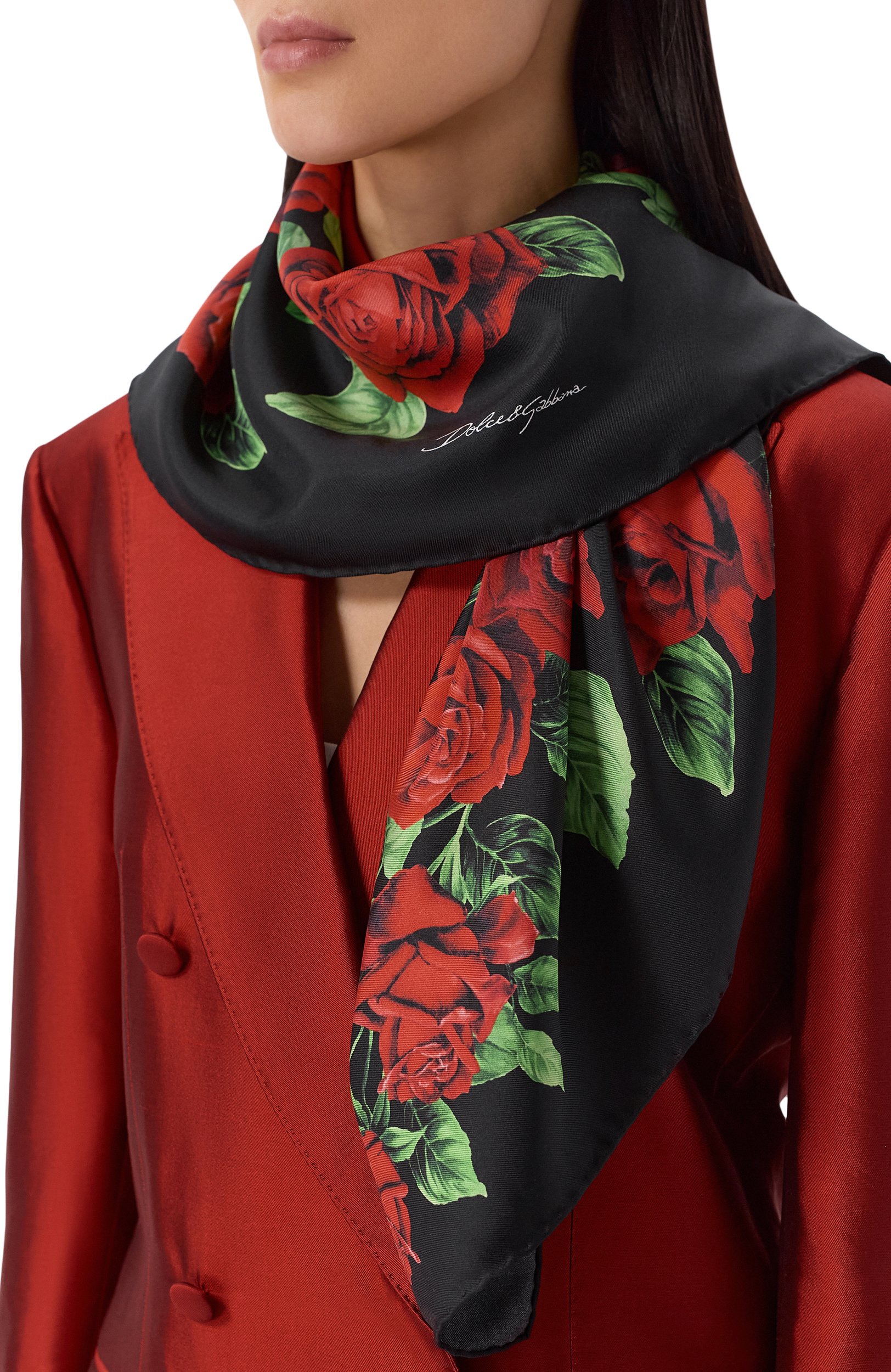 Шелковый платок DOLCE & GABBANA черного цвета по цене 69950 руб., арт. FN090R/GDDW3, фото 2 Шелковый платок DOLCE & GABBANA, арт. FN090R/GDDW3, фото 2