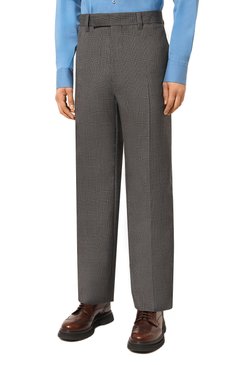 Мужские шерстяные брюки PRADA темно-серого цвета, арт. UP0178-10EA-F0480-221 | Фото 3 (Длина (брюки, джинсы): Стандартные; Материал внешний: Шерсть; Случай: Формальный; Стили: Классический; Материал сплава: Проставлено; Драгоценные камни: Проставлено; Нос: Не проставлено)