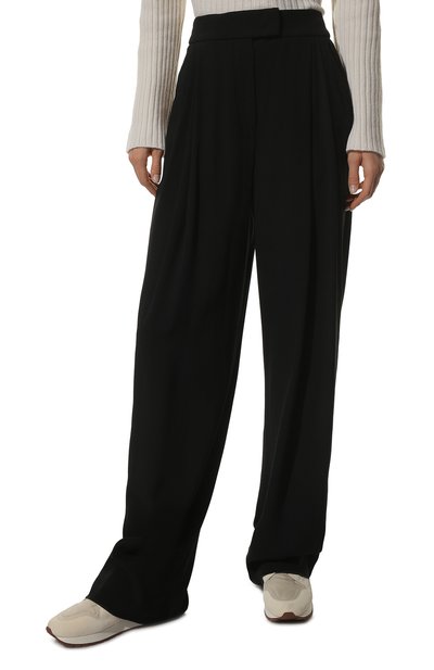 Брюки EMPORIO ARMANI черного цвета по цене 33150 руб., арт. 0NP3DT/02003, фото 3 Брюки EMPORIO ARMANI, арт. 0NP3DT/02003, фото 3