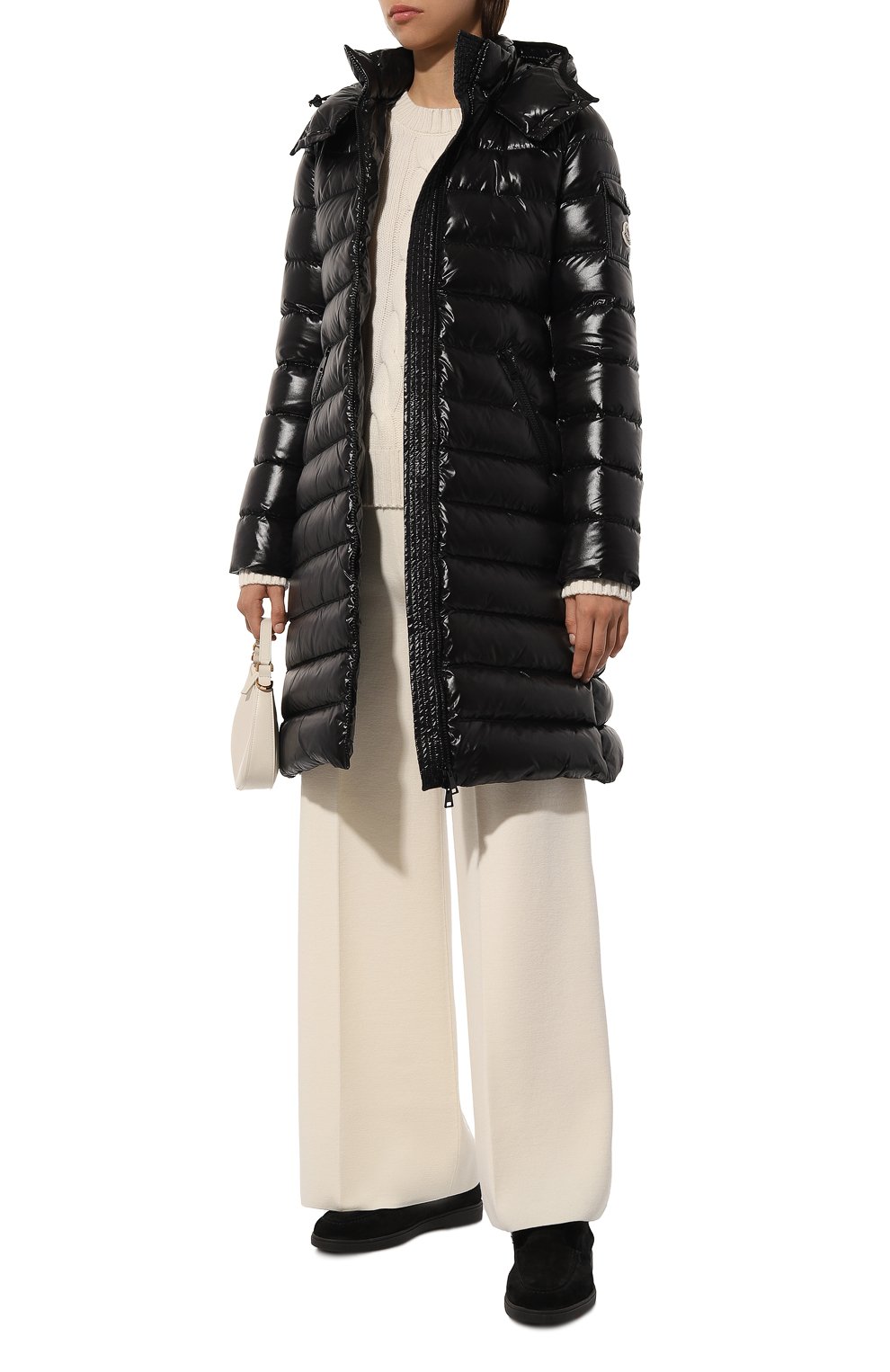 Пуховик moka MONCLER черного цвета по цене 160000 руб., арт. 1C513-00-68950, фото 2 Пуховик moka MONCLER, арт. 1C513-00-68950, фото 2