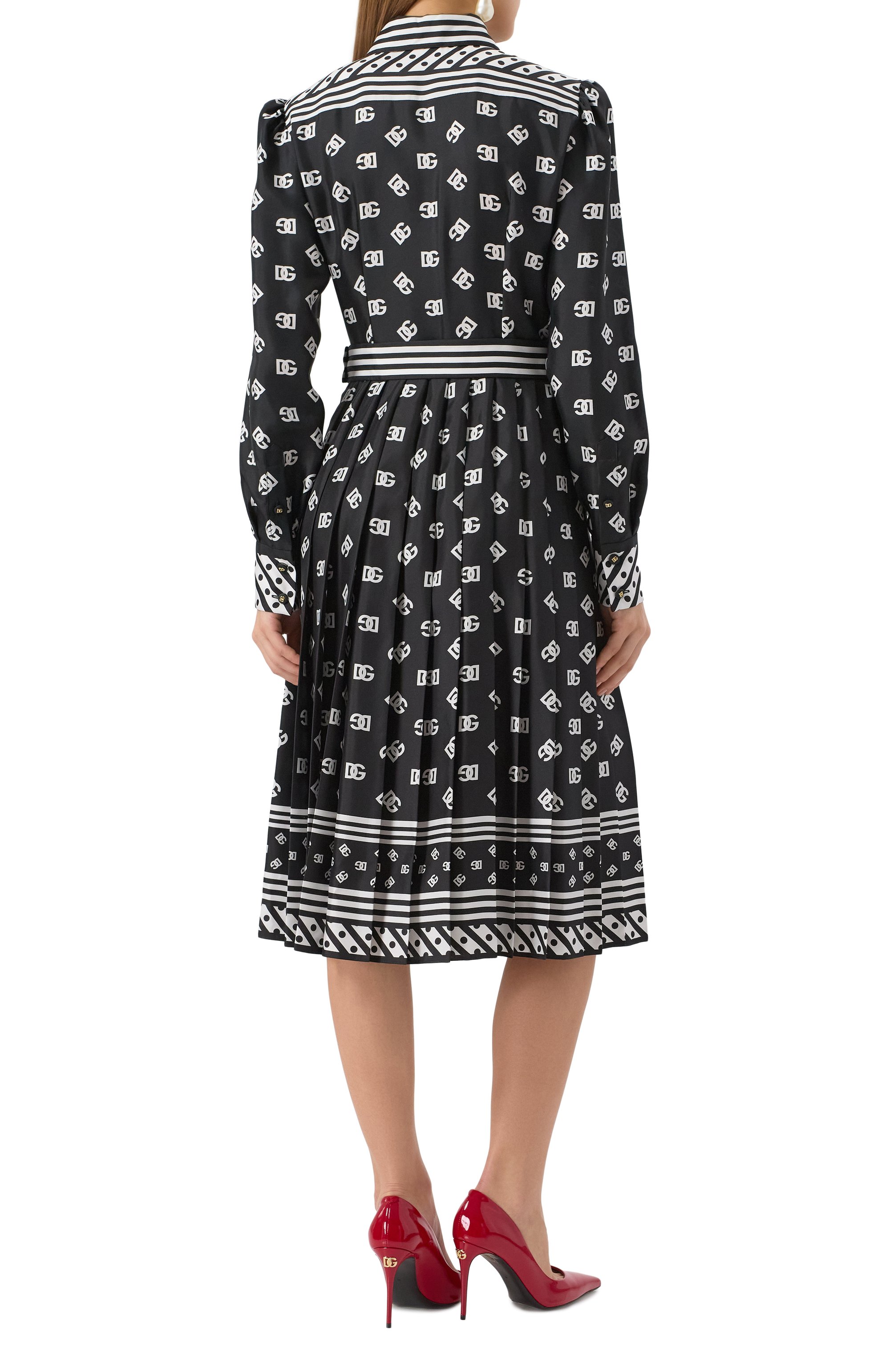 Шелковое платье DOLCE & GABBANA черно-белого цвета по цене 374000 руб., арт. F6TMNT/GDCVJ, фото 4 Шелковое платье DOLCE & GABBANA, арт. F6TMNT/GDCVJ, фото 4