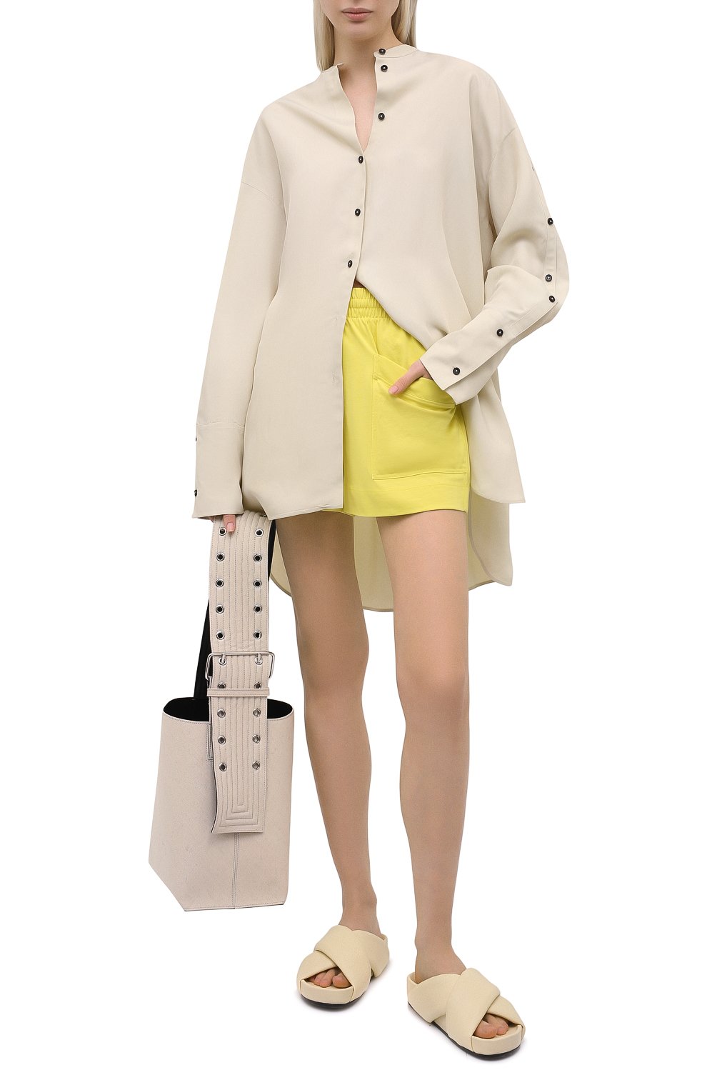 Хлопковые шорты DRIES VAN NOTEN желтого цвета по цене 24250 руб., арт. 211-11120-2603, фото 2 Хлопковые шорты DRIES VAN NOTEN, арт. 211-11120-2603, фото 2