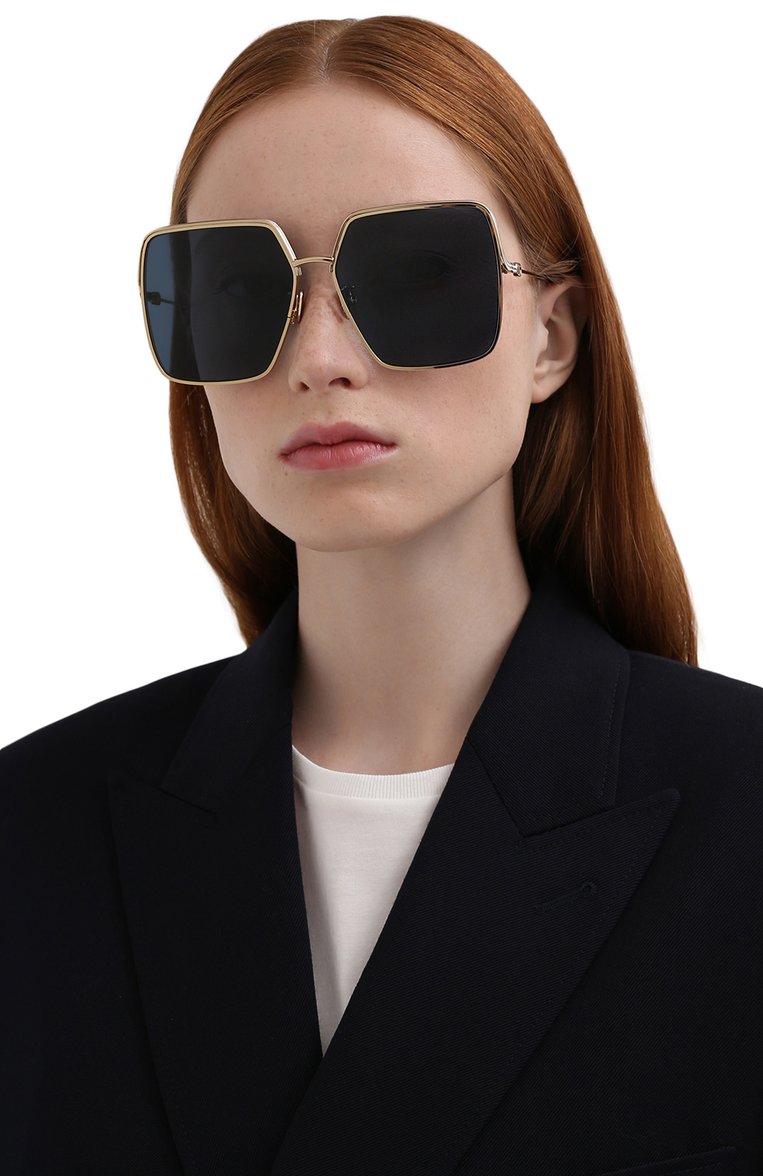 Женские солнцезащитные очки DIOR EYEWEAR золотого цвета, арт. EVERDI0R SU B0B0 | Фото 2 (Тип очков: С/з; Региональные ограничения белый список (Axapta Mercury): RU, Не проставлено; Нос: Не проставлено; Очки форма: Квадратные; Оптика Гендер: оптика-женское)