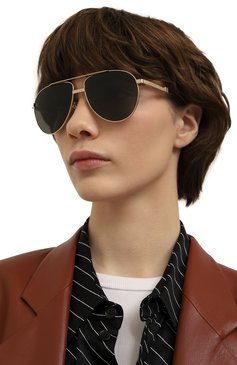 Женские солнцезащитные очки GUCCI золотого цвета, арт. GG1440S 001 | Фото 2 (Кросс-КТ: С/з-унисекс; Региональные ограничения белый список (Axapta Mercury): Не проставлено; Нос: Не проставлено; Тип очков: С/з; Материал: Металл; Очки форма: Авиаторы; Оптика Гендер: оптика-унисекс)