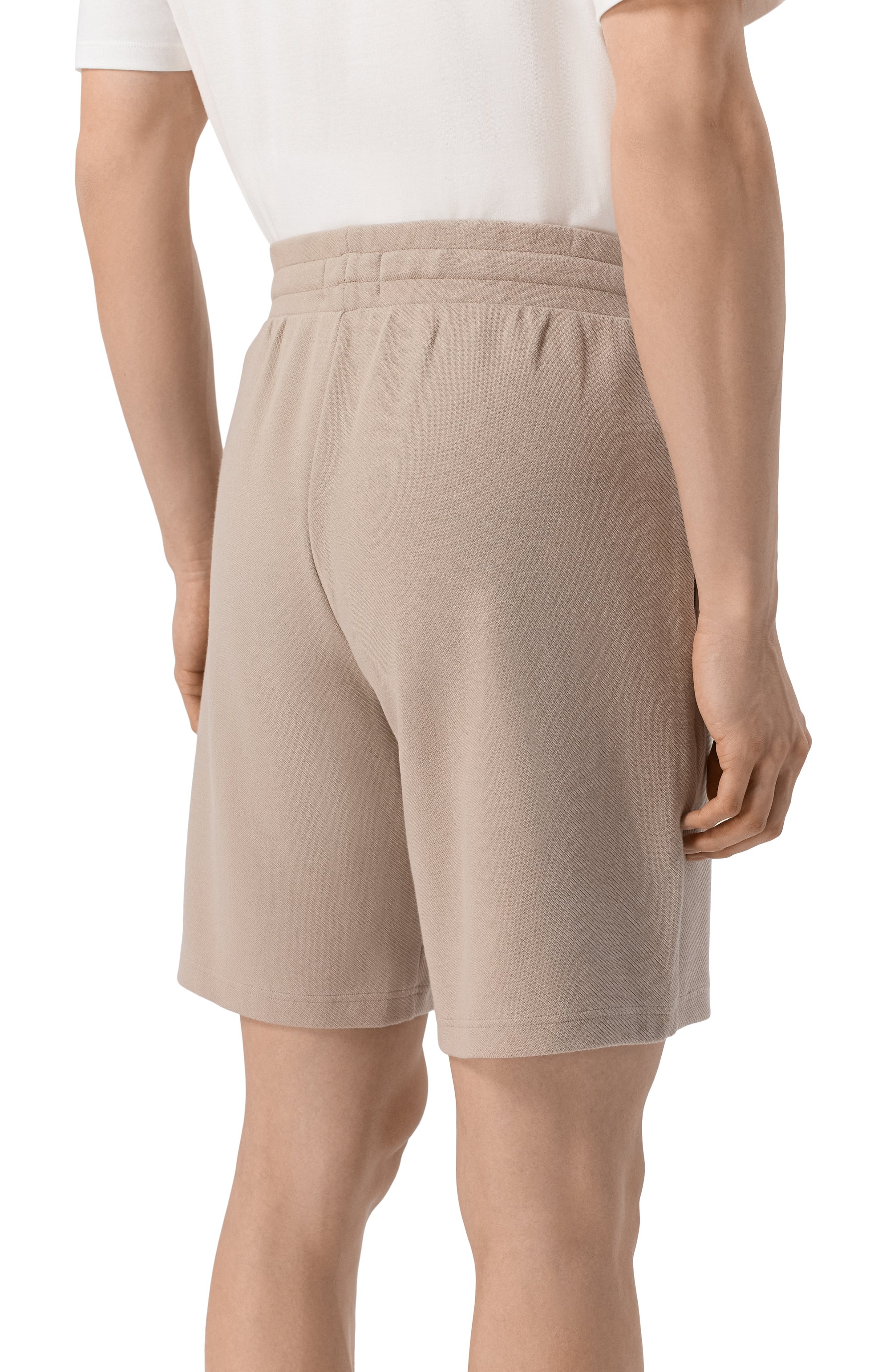 Хлопковые шорты EMPORIO ARMANI бежевого цвета по цене 13400 руб., арт. EM000495/AF19053, фото 4 Хлопковые шорты EMPORIO ARMANI, арт. EM000495/AF19053, фото 4