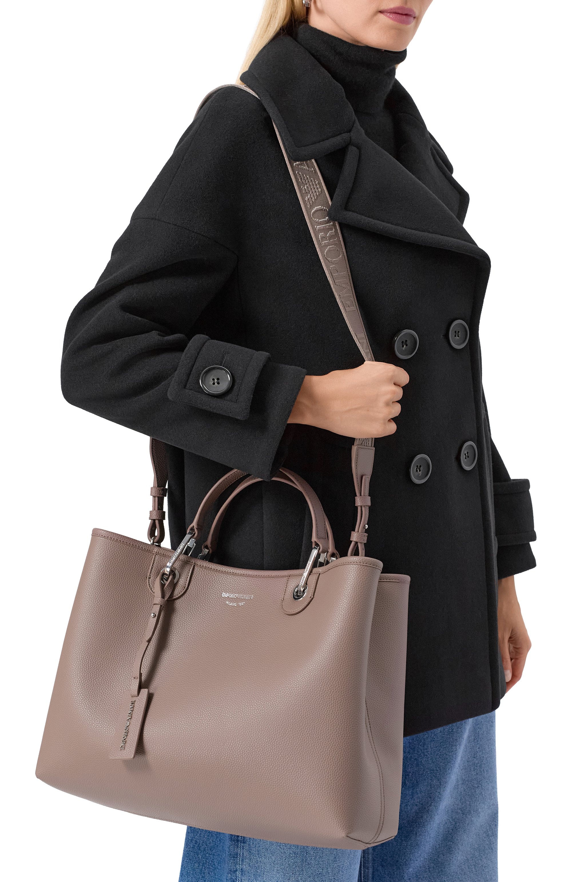 Сумка-тоут myea medium EMPORIO ARMANI темно-бежевого цвета по цене 37800 руб., арт. EW000360/AF12036, фото 2 Сумка-тоут myea medium EMPORIO ARMANI, арт. EW000360/AF12036, фото 2