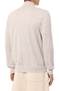 Мужской хлопковый кардиган BRUNELLO CUCINELLI светло-серого цвета, арт. M2900B2280 | Фото 4 (Рукава: Длинные; Материал сплава: Проставлено; Длина (для топов): Стандартные; Материал внешний: Хлопок; Драгоценные камни: Проставлено; Мужское Кросс-КТ: Кардиган-одежда; Стили: Кэжуэл)