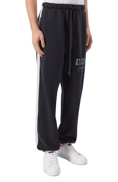Хлопковые джоггеры DOLCE & GABBANA черного цвета по цене 111500 руб., арт. GP1K5T/G7PPD, фото 3 Хлопковые джоггеры DOLCE & GABBANA, арт. GP1K5T/G7PPD, фото 3