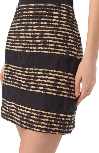 Хлопковая юбка LORENA ANTONIAZZI черного цвета по цене 53650 руб., арт. E2648G026A/5282, фото 5 Хлопковая юбка LORENA ANTONIAZZI, арт. E2648G026A/5282, фото 5