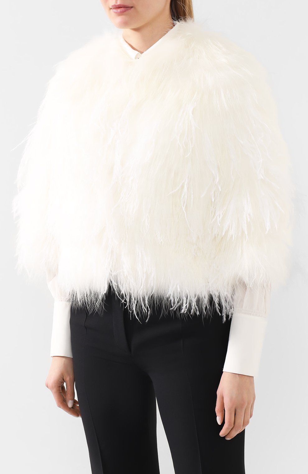 Меховая накидка YVES SALOMON белого цвета по цене 196000 руб., арт. 20EYV31155FRXX, фото 3 Меховая накидка YVES SALOMON, арт. 20EYV31155FRXX, фото 3