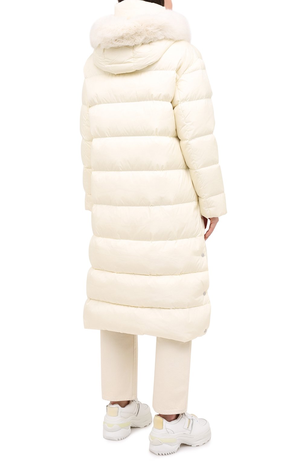 Пуховик ADD белого цвета по цене 94400 руб., арт. 2AW011, фото 4 Пуховик ADD, арт. 2AW011, фото 4