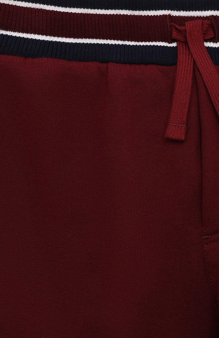 Детские хлопковые джоггеры DOLCE & GABBANA бордового цвета, арт. L4JPJB/G7NMZ | Фото 3 (Нос: Не проставлено; Материал внешний: Хлопок; Мальчики Кросс-КТ: Джоггеры-одежда; Автоматизация состава: Проставлено; Ростовка одежд�а: 5 лет | 110 см, 8 лет | 128 см, 4 года | 104 см, 10 - 11 лет | 140 - 146см, 6 лет | 116 см, 13 - 15 лет | 158 см, 3 года | 98 см, 12 лет | 152 см, 2 года | 92 см)
