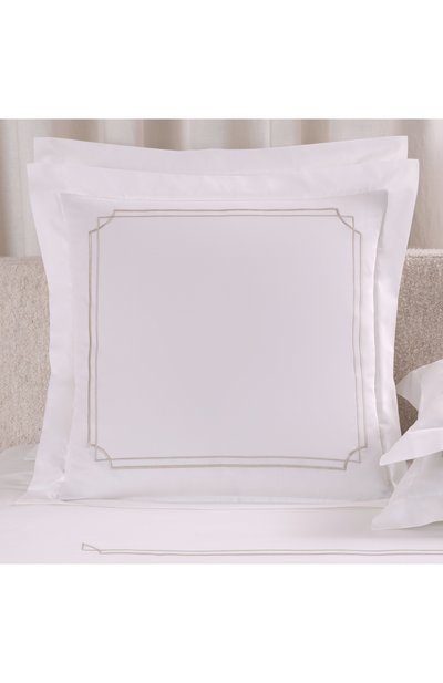 Наволочка layering embroidery FRETTE белого цвета по цене 44050 руб., арт. FR6940 E0700 065B, фото 3 Наволочка layering embroidery FRETTE, арт. FR6940 E0700 065B, фото 3