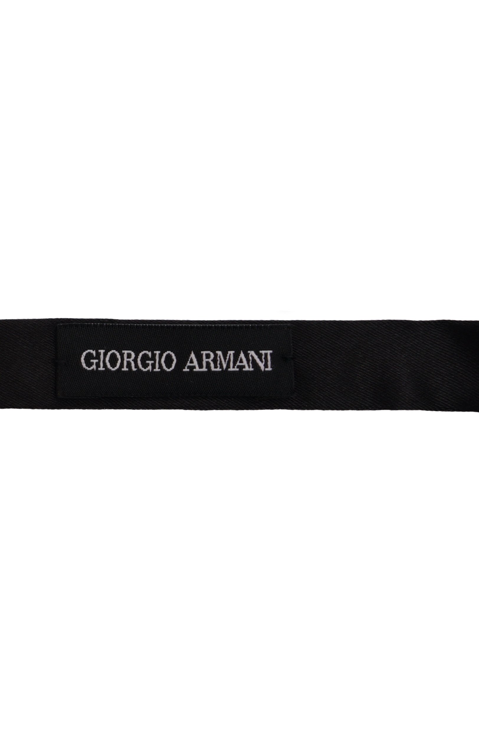 Бархатный галстук-бабочка GIORGIO ARMANI черного цвета по цене 17400 руб., арт. 360091/1A997, фото 4 Бархатный галстук-бабочка GIORGIO ARMANI, арт. 360091/1A997, фото 4