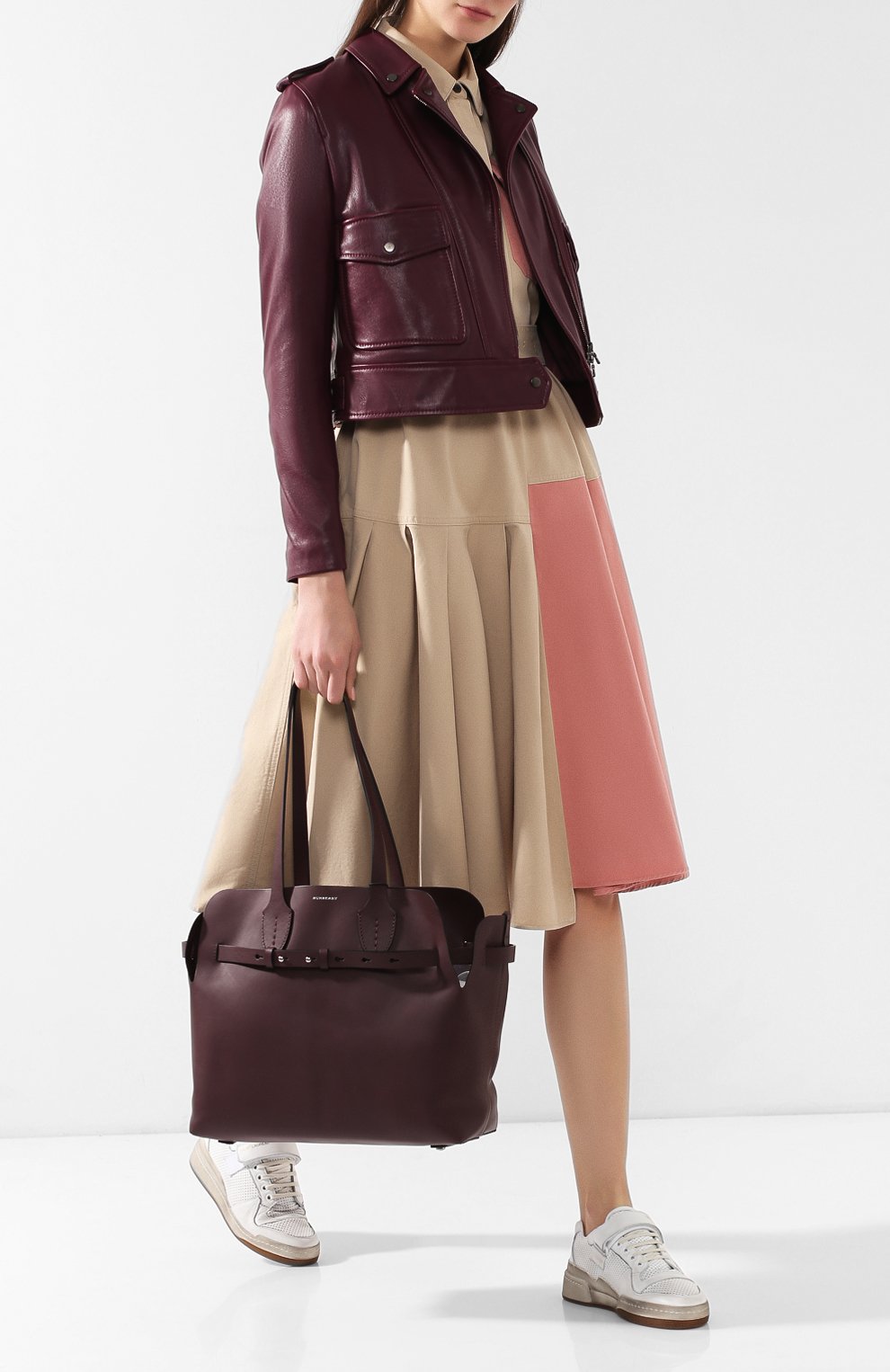 Сумка soft belt bag BURBERRY бордового цвета по цене 176500 руб., арт. 8006569, фото 2 Сумка soft belt bag BURBERRY, арт. 8006569, фото 2