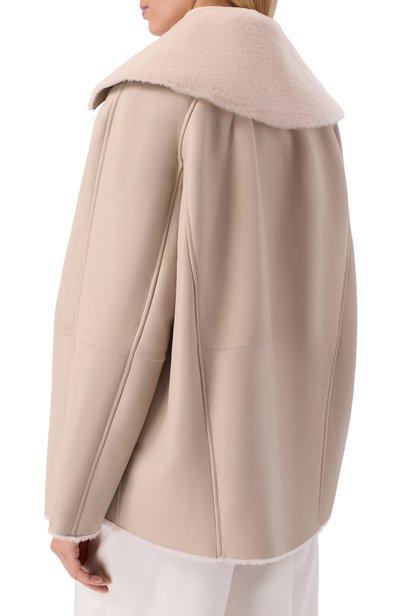 Дубленка из овчины MVST кремового цвета по цене 669500 руб., арт. M25.1PW.F002/TEMPESTA IR0NEDW00L/MAT PESCA 11766, фото 4 Дубленка из овчины MVST, арт. M25.1PW.F002/TEMPESTA IR0NEDW00L/MAT PESCA 11766, фото 4