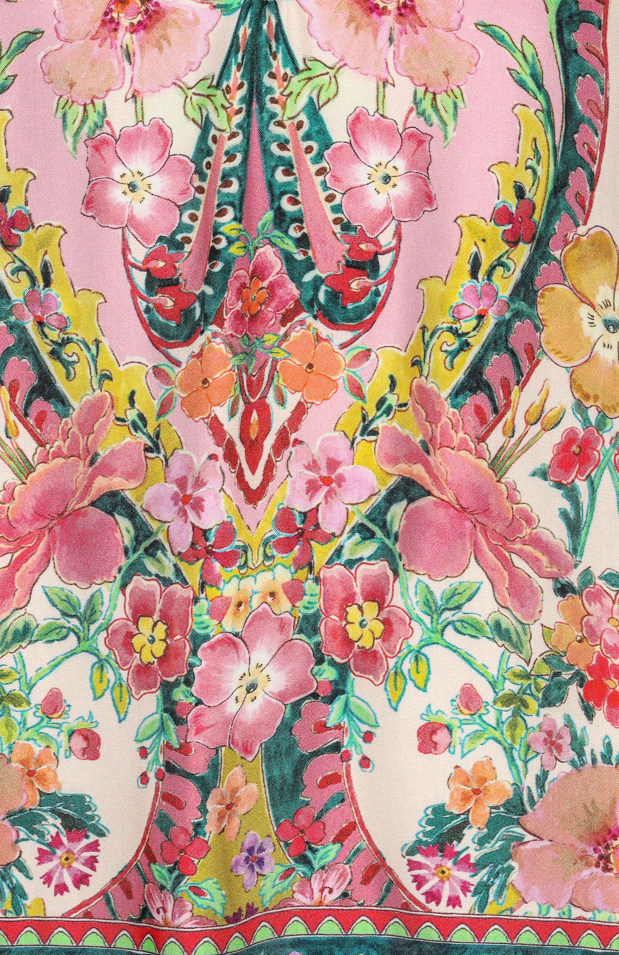 Топ из вискозы LISE CHARMEL розового цвета по цене 22720 руб., арт. ALJ4239, фото 6 Топ из вискозы LISE CHARMEL, арт. ALJ4239, фото 6