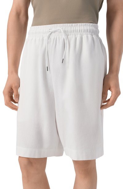 Шорты изо льна и вискозы EMPORIO ARMANI белого цвета по цене 17100 руб., арт. EM000681/AF20590, фото 3 Шорты изо льна и вискозы EMPORIO ARMANI, арт. EM000681/AF20590, фото 3