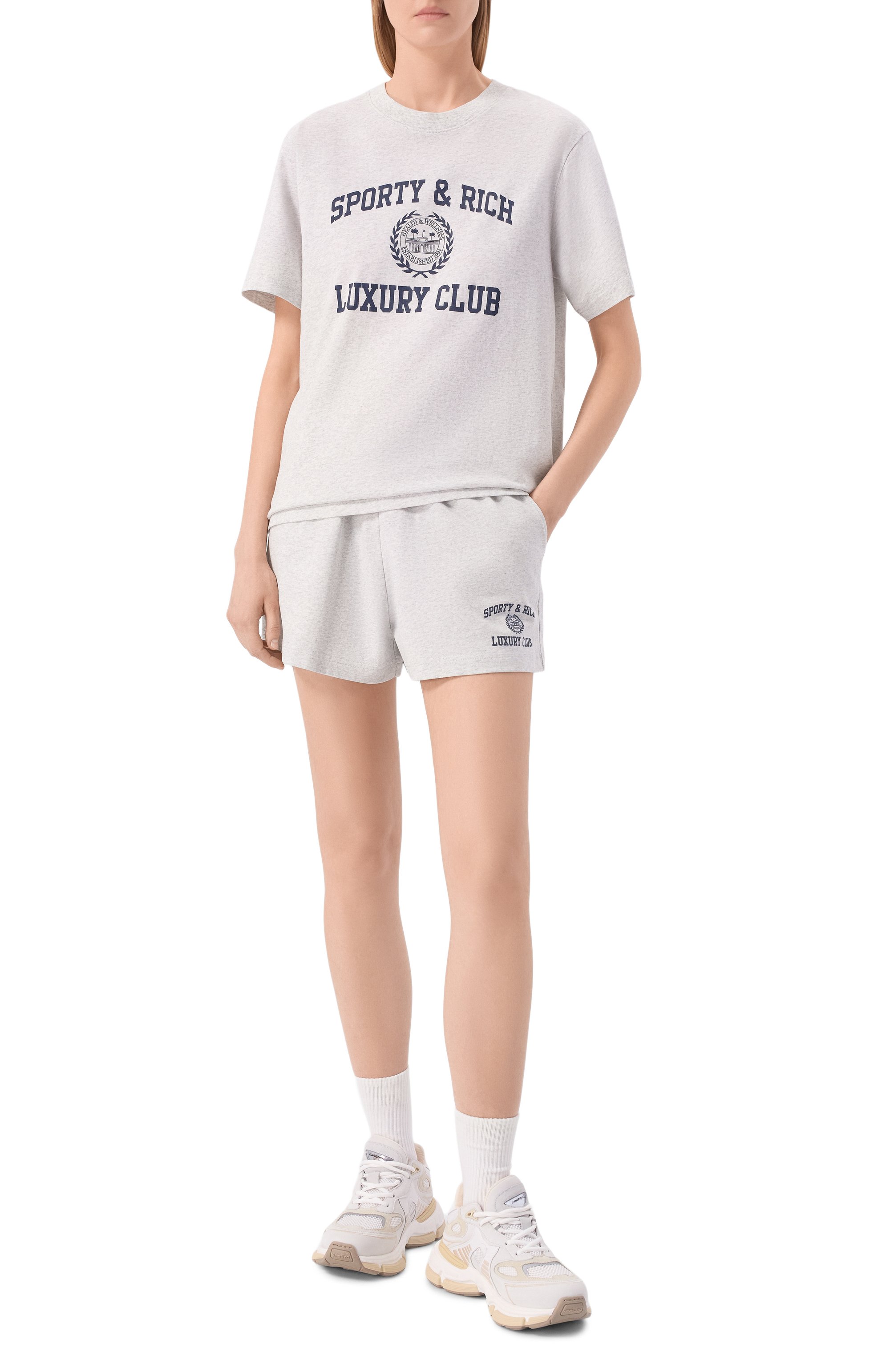 Хлопковая футболка luxury club SPORTY AND RICH серого цвета по цене 13600 руб., арт. T01087842GY03/S&R LUXURY CLUB T-SHIRT, фото 2 Хлопковая футболка luxury club SPORTY AND RICH, арт. T01087842GY03/S&R LUXURY CLUB T-SHIRT, фото 2