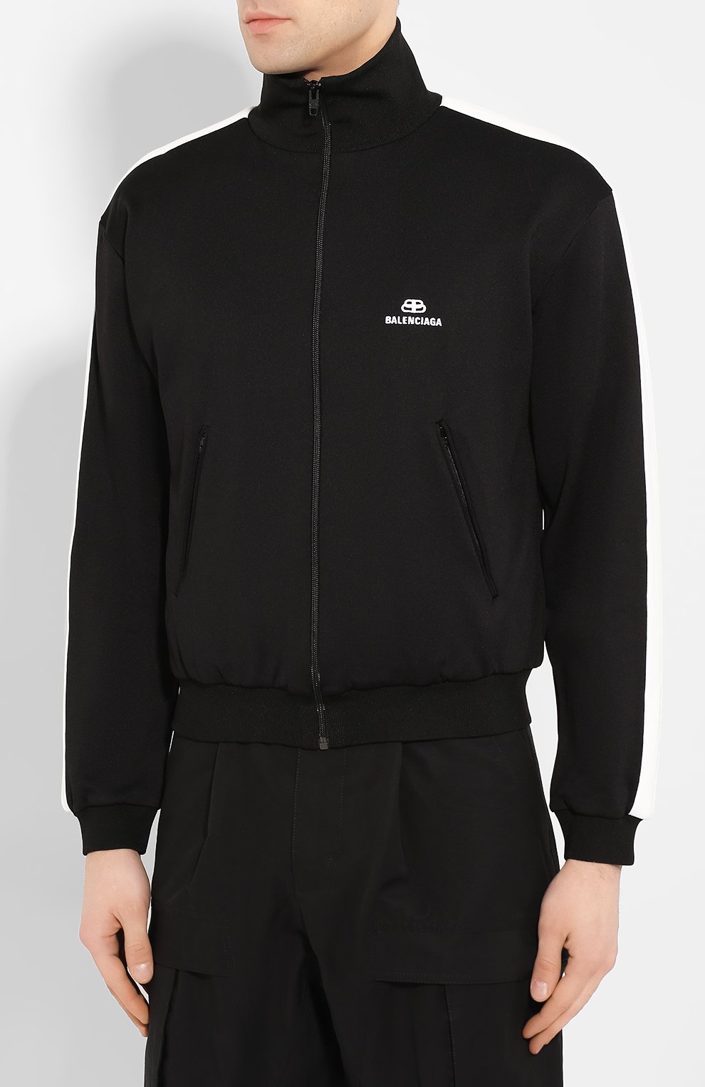 Толстовка BALENCIAGA черного цвета по цене 119000 руб., арт. 601727/TGV04, фото 3 Толстовка BALENCIAGA, арт. 601727/TGV04, фото 3