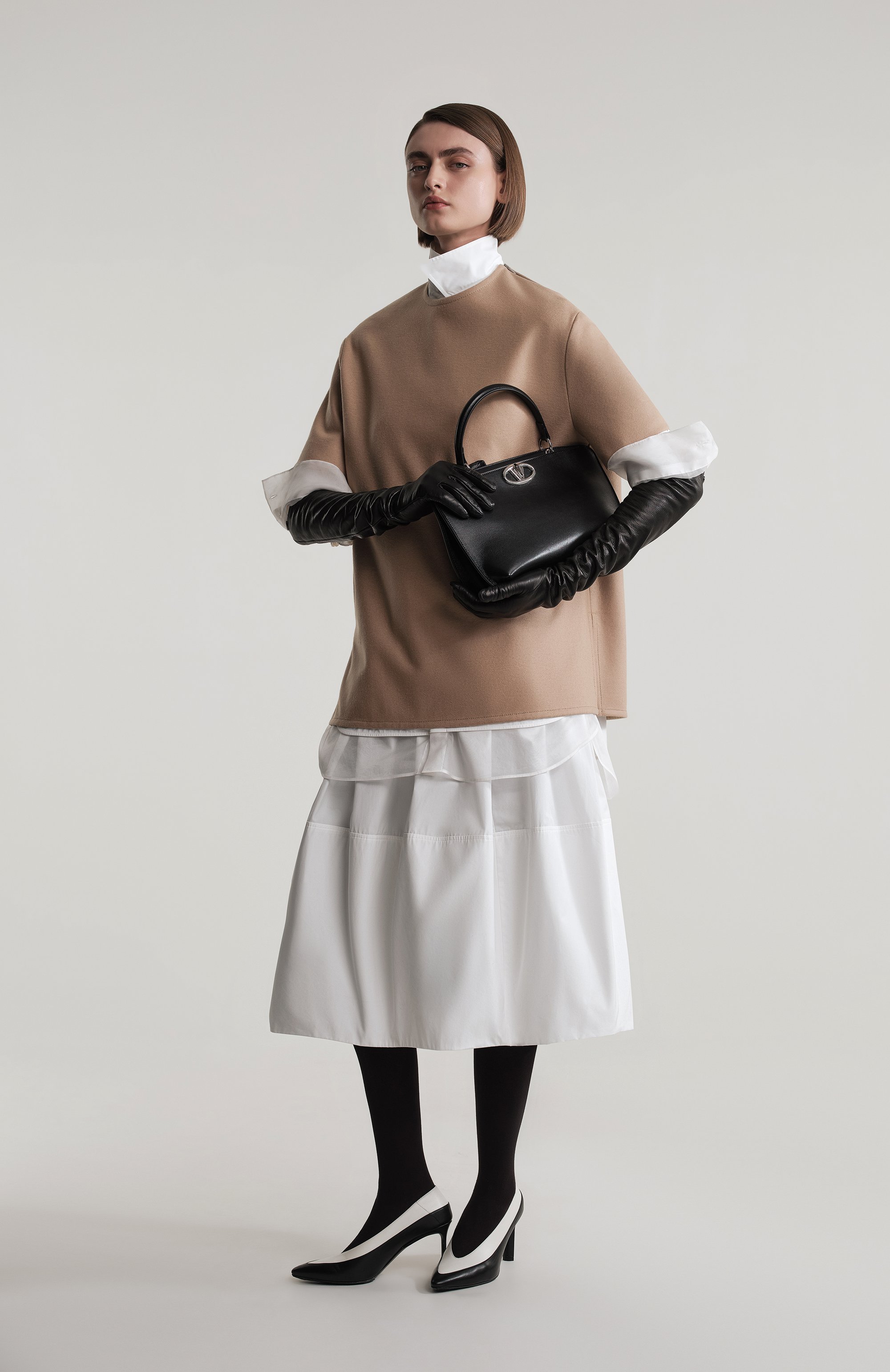 Шерстяной топ JIL SANDER бежевого цвета по цене 82700 руб., арт. J02NC0223/J40045, фото 6 Шерстяной топ JIL SANDER, арт. J02NC0223/J40045, фото 6