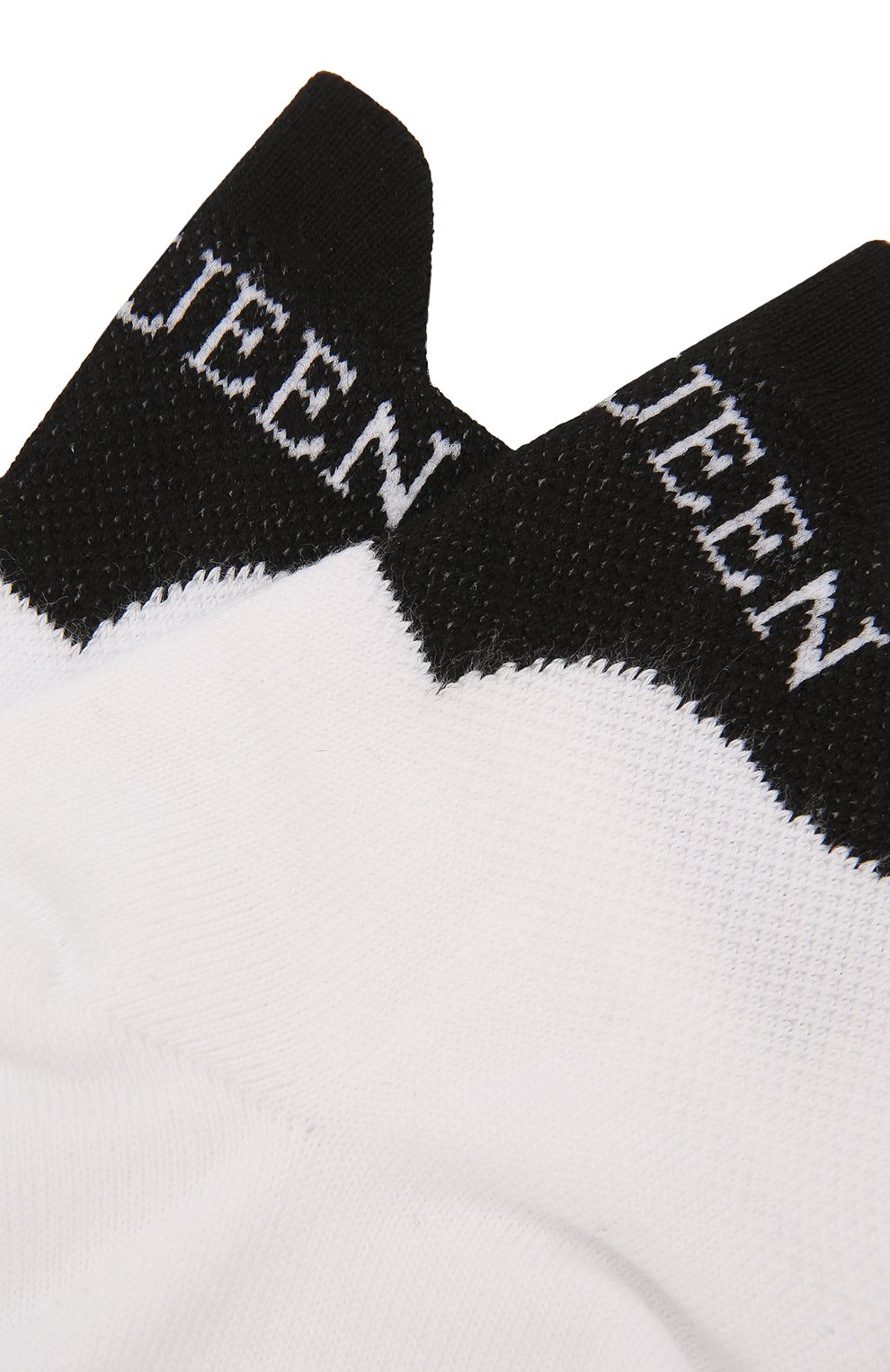 Хлопковые носки ALEXANDER MCQUEEN белого цвета по цене 10300 руб., арт. 572016/3C24Q, фото 2 Хлопковые носки ALEXANDER MCQUEEN, арт. 572016/3C24Q, фото 2