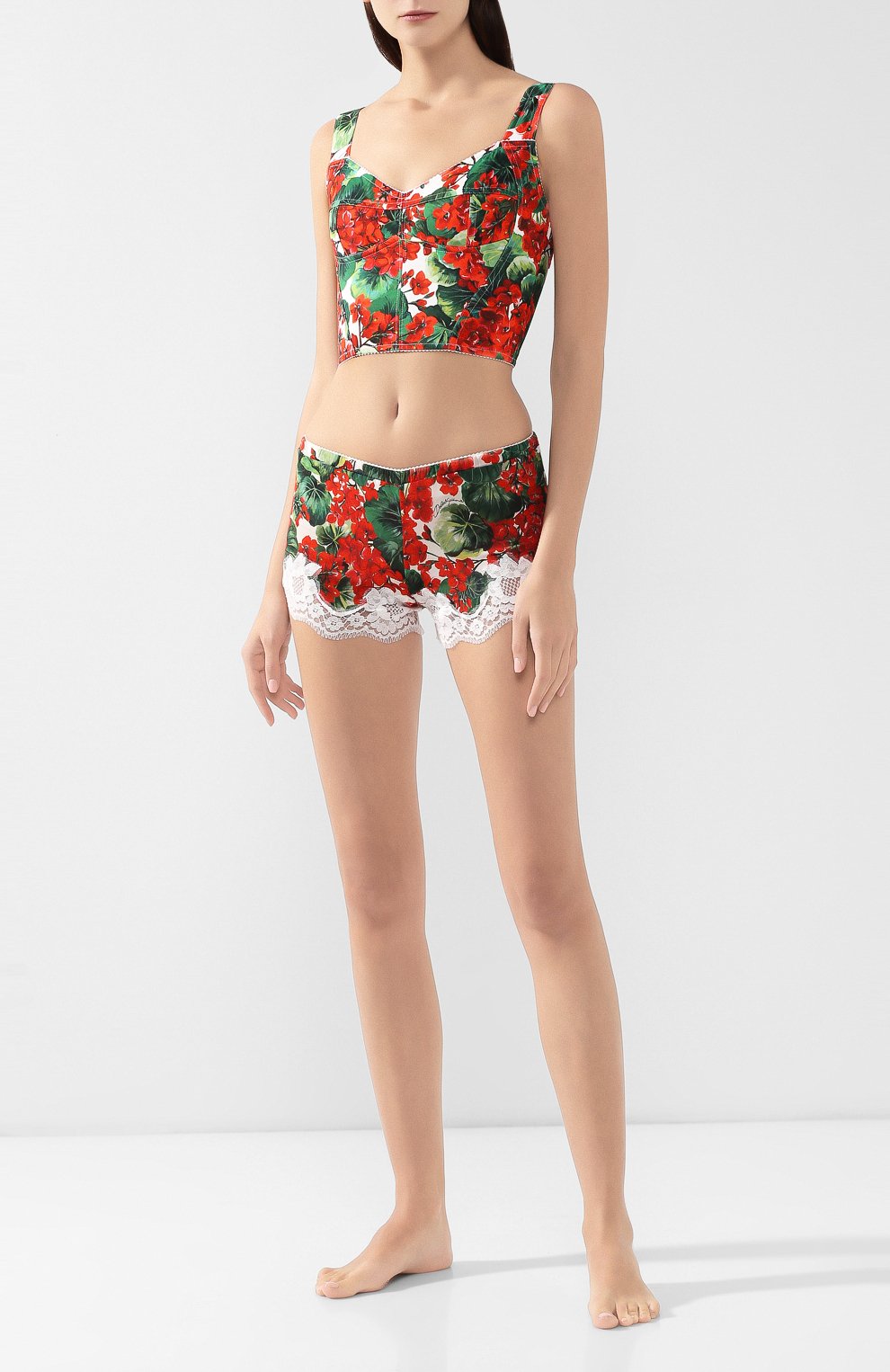 Шорты с принтом DOLCE & GABBANA красного цвета по цене 49950 руб., арт. 03A02T/FSAYB, фото 2 Шорты с принтом DOLCE & GABBANA, арт. 03A02T/FSAYB, фото 2