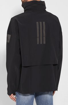 Мужская куртка myshelter ADIDAS ORIGINALS черного цвета, арт. DZ1413 | Фото 4 (Материал внешний: Синтетический материал; Рукава: Длинные; Длина (верхняя одежда): Короткие; Мужское Кросс-КТ: Верхняя одежда; Кросс-КТ: Ветровки, Куртка, Легкие; Статус проверки: П�роверена категория; Стили: Кэжуэл)
