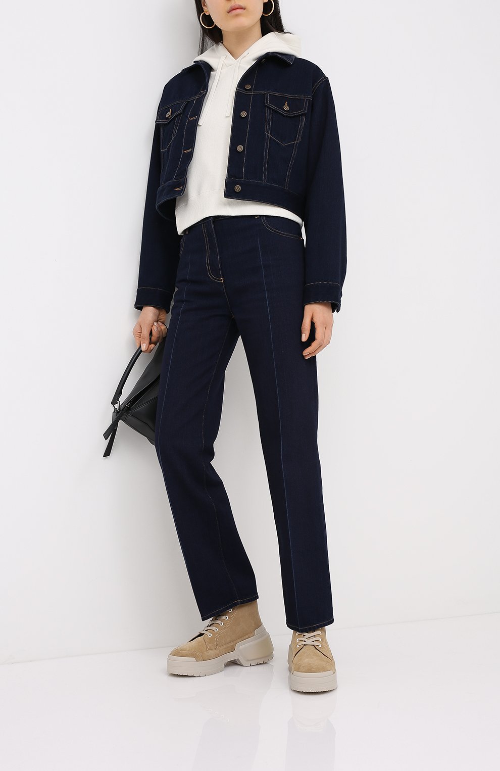 Джинсовая куртка VALENTINO темно-синего цвета по цене 95500 руб., арт. UB3DC01U5K8, фото 2 Джинсовая куртка VALENTINO, арт. UB3DC01U5K8, фото 2