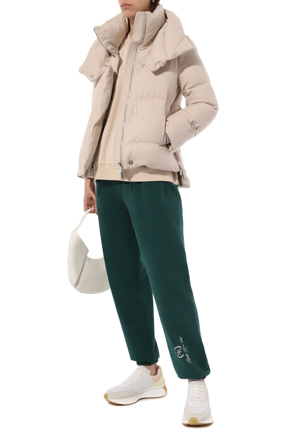 Пуховик MOORER светло-бежевого цвета по цене 310500 руб., арт. MADEIRA/LS9, фото 2 Пуховик MOORER, арт. MADEIRA/LS9, фото 2