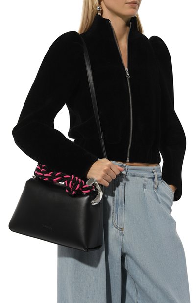 Сумка jwa corner JW ANDERSON черного цвета по цене 99000 руб., арт. HB0671 LA0232, фото 2 Сумка jwa corner JW ANDERSON, арт. HB0671 LA0232, фото 2