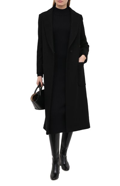 Пальто AVA ADORE черного цвета по цене 89950 руб., арт. NEW 0RLEANS/53 AA FW20, фото 2 Пальто AVA ADORE, арт. NEW 0RLEANS/53 AA FW20, фото 2