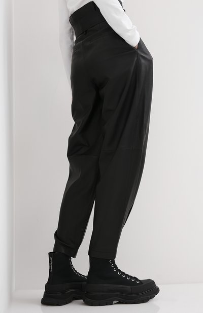 Кожаные брюки REDVALENTINO черного цвета по цене 77750 руб., арт. UR3NF00G/5BW, фото 4 Кожаные брюки REDVALENTINO, арт. UR3NF00G/5BW, фото 4