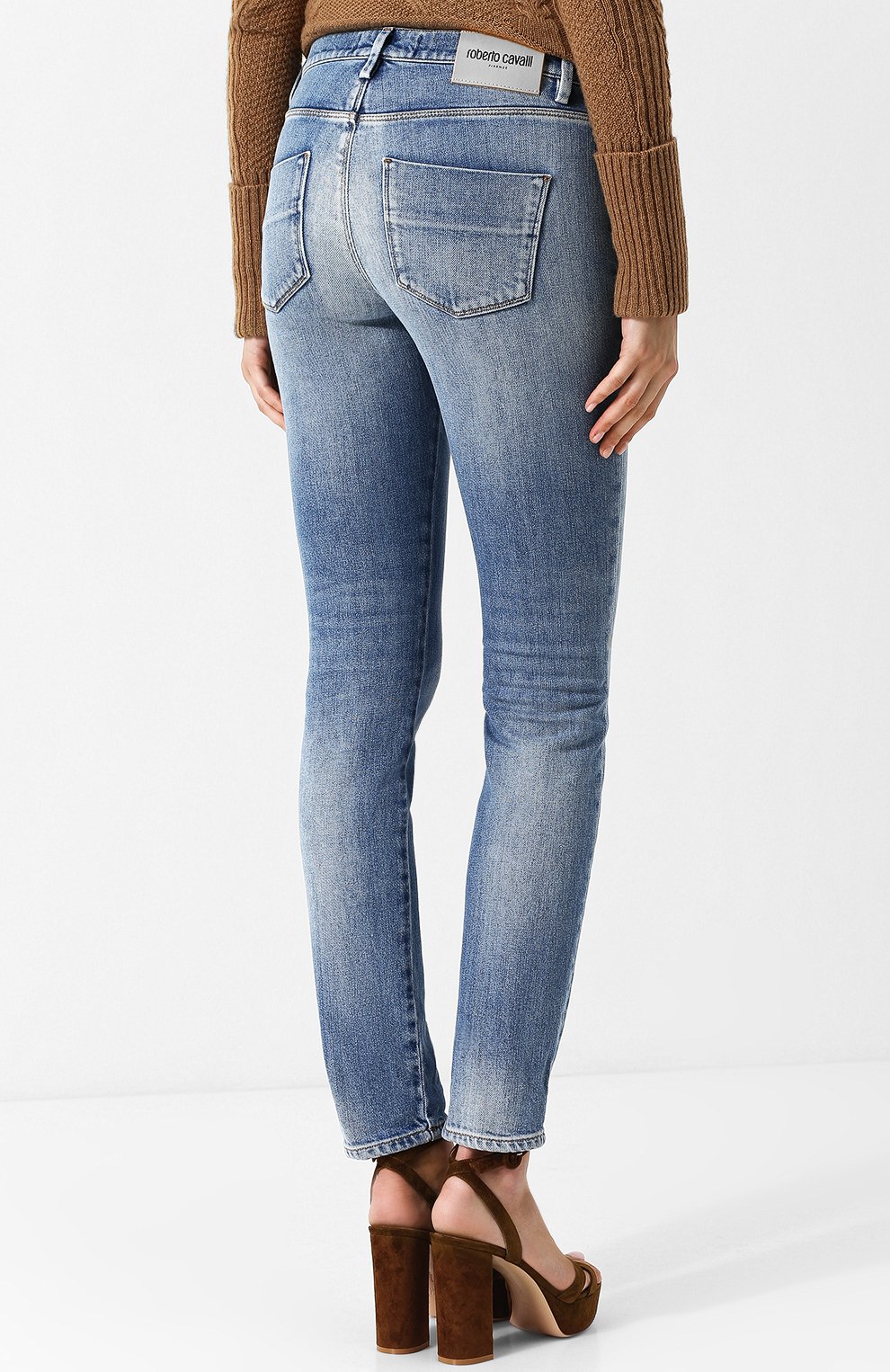 Джинсы прямого кроя с потертостями ROBERTO CAVALLI, арт. HQJ232/DS003, фото 4