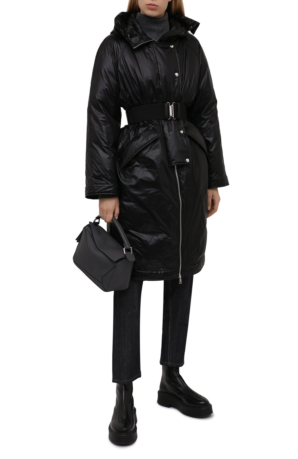 Пуховик fussa MONCLER черного цвета по цене 278000 руб., арт. G2-094-1C000-05-M1206, фото 2 Пуховик fussa MONCLER, арт. G2-094-1C000-05-M1206, фото 2
