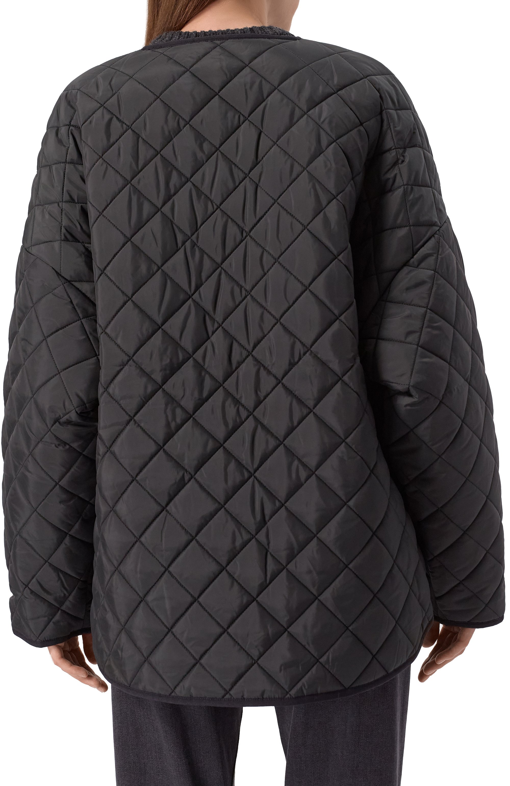 Утепленная куртка TOTEME черного цвета по цене 73800 руб., арт. 211-177-732, фото 4 Утепленная куртка TOTEME, арт. 211-177-732, фото 4