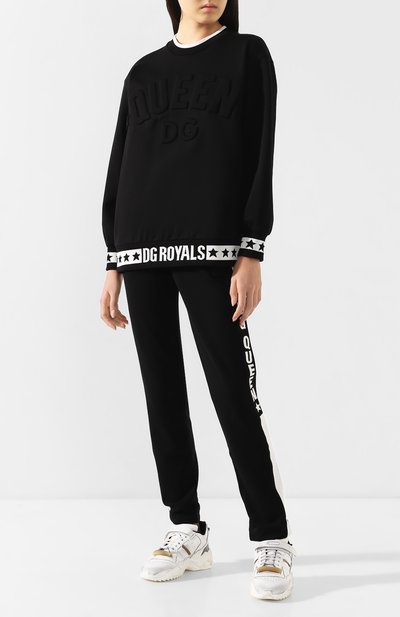 Брюки DOLCE & GABBANA черного цвета по цене 77850 руб., арт. FTBM7T/HU7AL, фото 2 Брюки DOLCE & GABBANA, арт. FTBM7T/HU7AL, фото 2