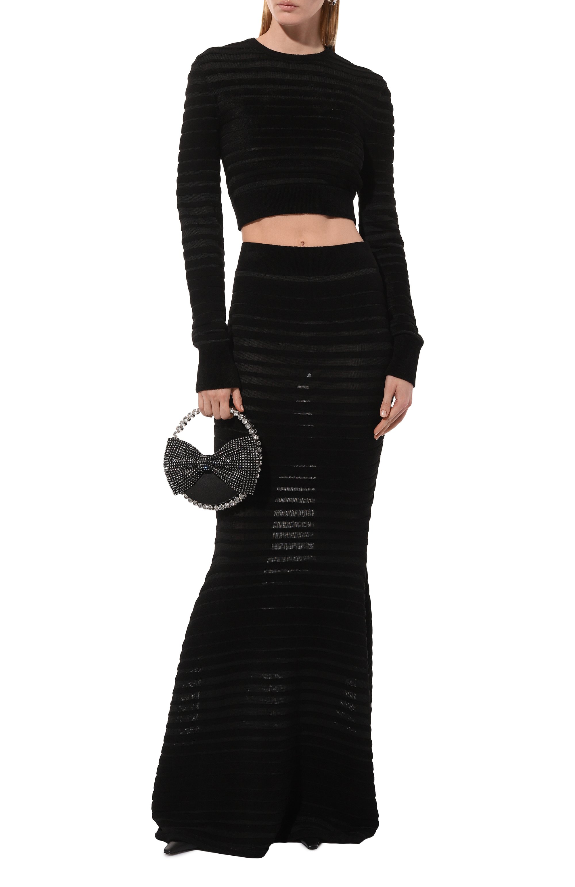 Пуловер из вискозы NINA RICCI черного цвета по цене 69200 руб., арт. 24AMPU016/ML0554, фото 2 Пуловер из вискозы NINA RICCI, арт. 24AMPU016/ML0554, фото 2